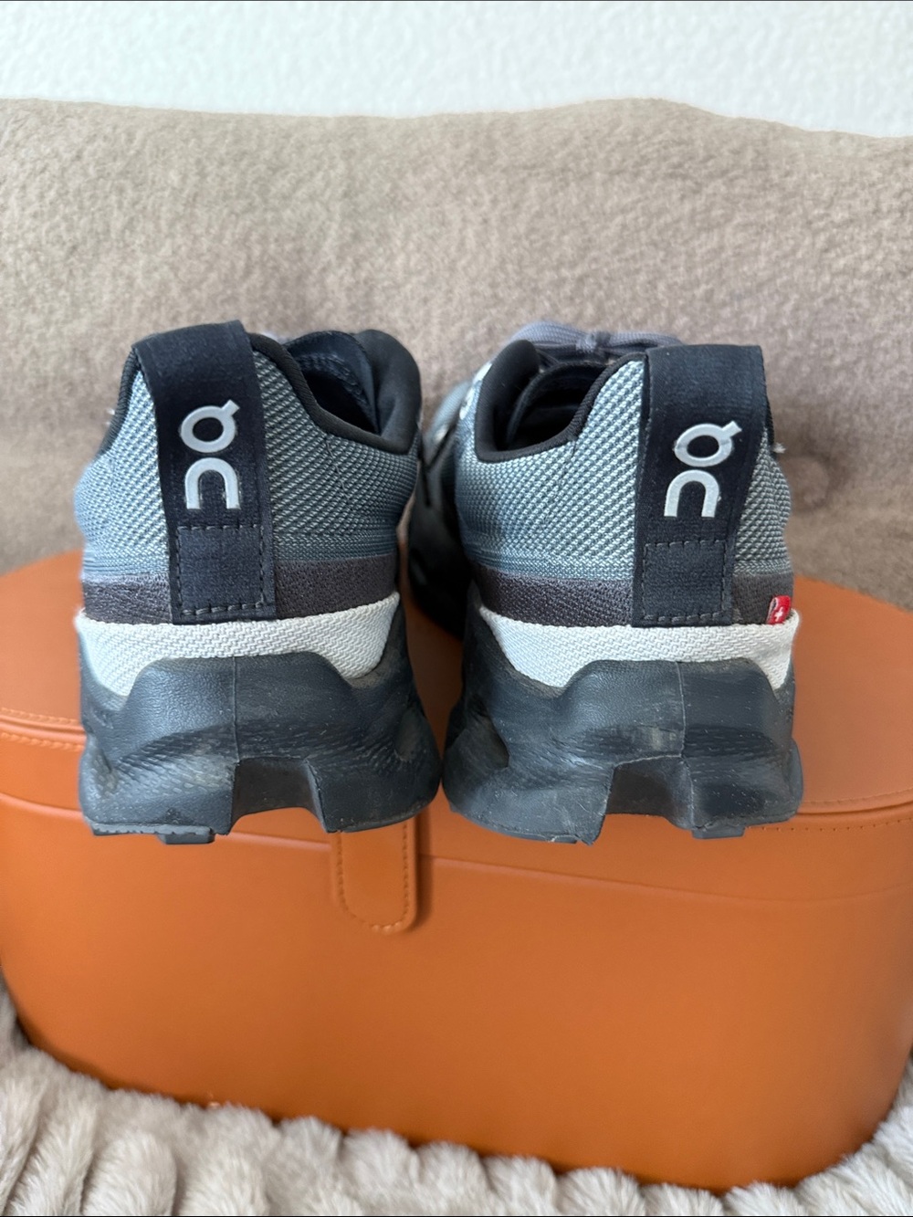 On Cloud Running Surfer Trail Women’s Athletic Shoes in Gray - Picture 3 of 5